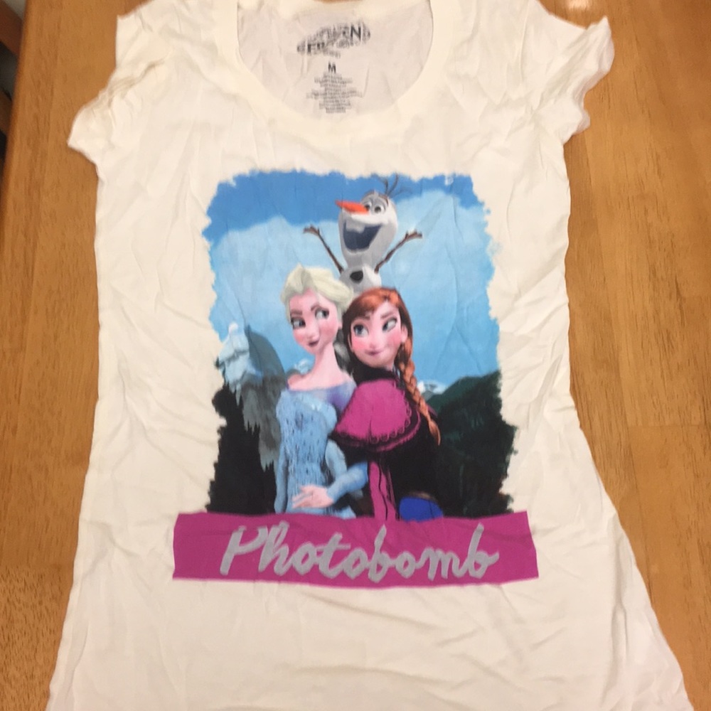 Disney’s Frozen graphic tee